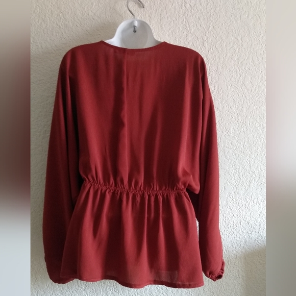 Andrea by Unit wide sleeve blouse - Picture 5 of 7